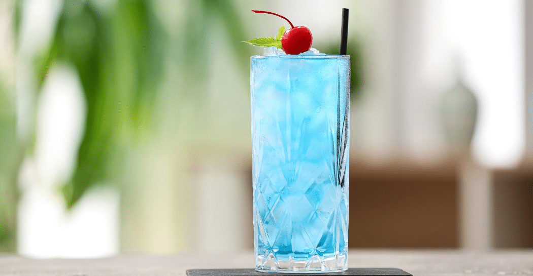Blue Lagoon cocktail recept Highball glas